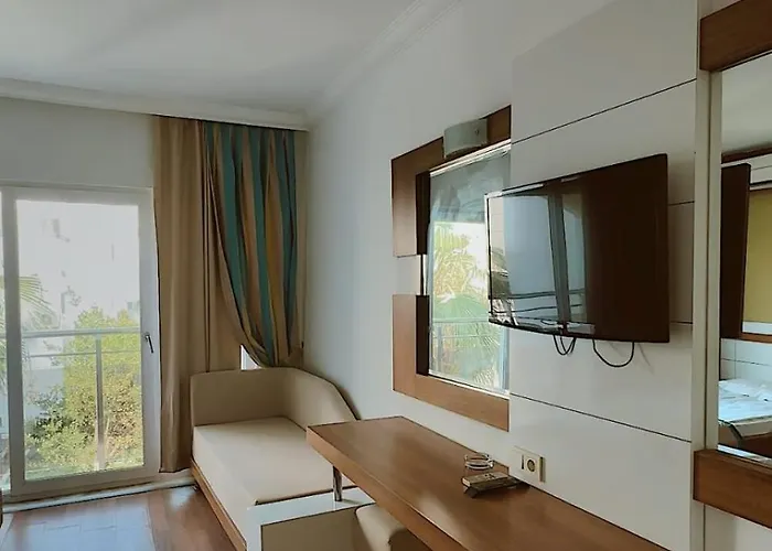 Luca Antalya 4*