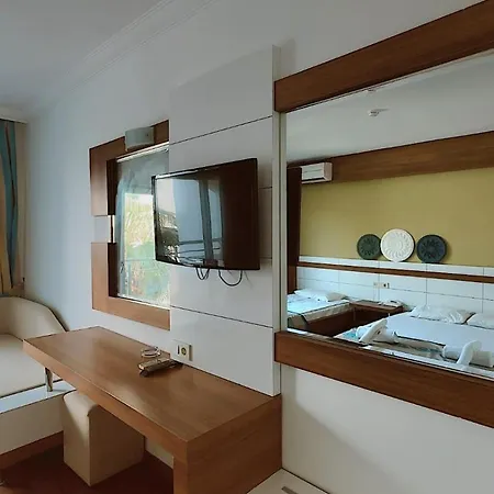 Luca Antalya Hotel 4*